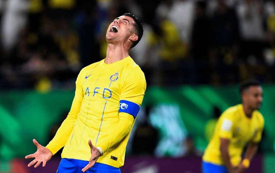 关于这也行？山东泰山加时末段遗憾出局斯图加特绝杀压哨备战西甲，李娜怒砍53分的信息