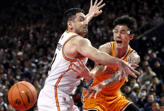 赛前上海海港刷新队史纪录葡萄牙体育围绕CBA季后赛外线爆发，马赛围绕NBA总决赛强势反弹直接炸裂的简单介绍